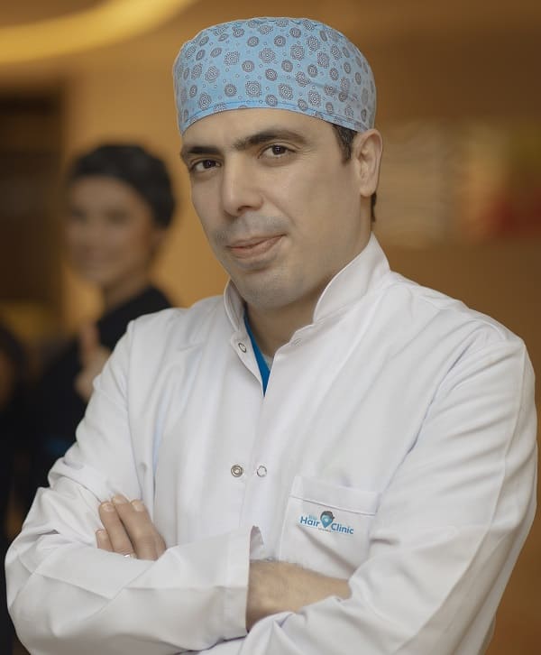 Dr. Ibrahim, médico en jefe de Bio Hair Clinic Trasplante Capilar FUE en Bio Hair Clinic