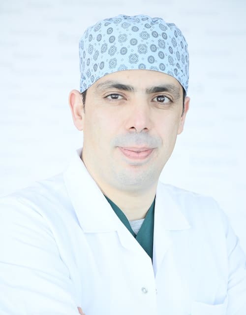 Dr. Ibrahim Oberarzt bei Bio Hair Clinic Beste Arzt für Haartransplantation Istanbul