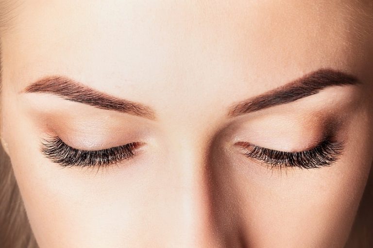 Madarosis Wimpern fallen aus Was man dagegen tun kann